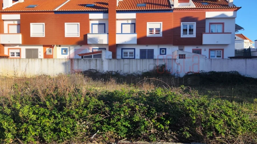 Terreno para Venda em Peniche