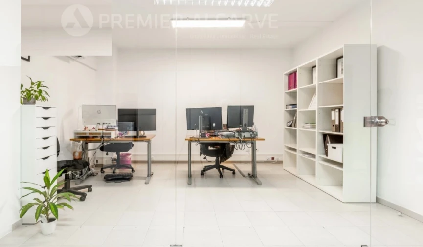 Loja para Venda em Faro (Sé e São Pedro) Foto 3