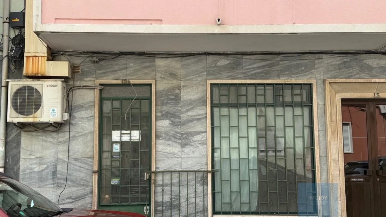 Loja para Venda em Águas Livres Foto 1