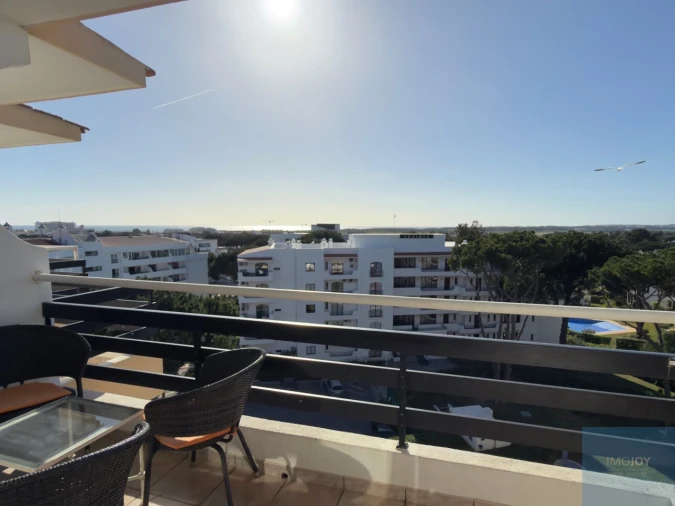 Apartamento T2 para Venda em Quarteira Foto 16