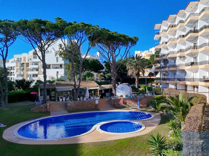 Apartamento T2 para Venda em Quarteira Foto 25