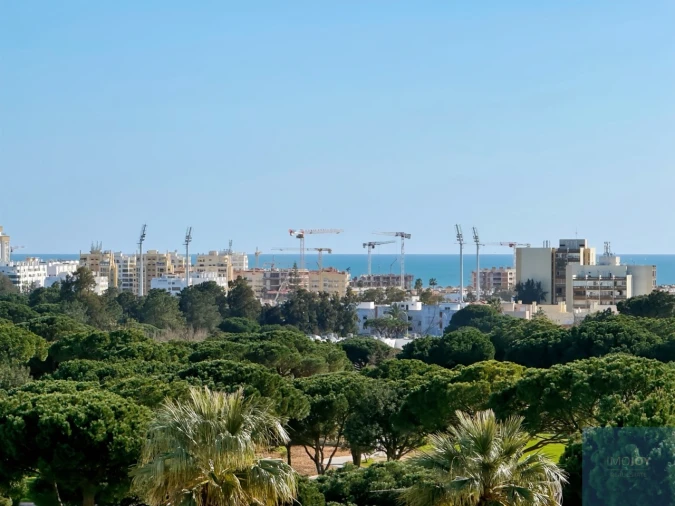 Apartamento T2 para Venda em Quarteira Foto 28