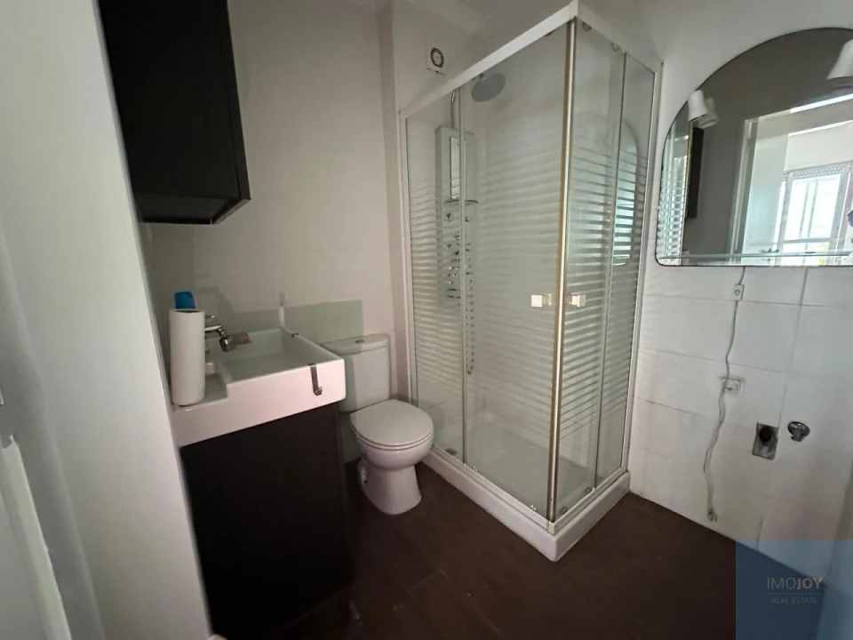 Apartamento T1 para Arrendamento em Carcavelos e Parede Foto 11