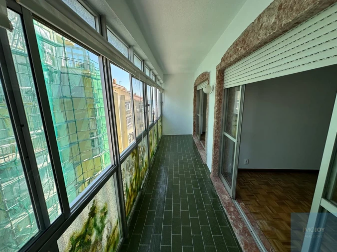 Apartamento T1 para Arrendamento em Carcavelos e Parede Foto 5