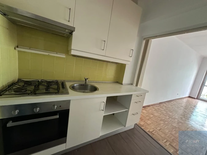 Apartamento T1 para Arrendamento em Carcavelos e Parede Foto 8
