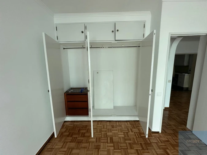 Apartamento T1 para Arrendamento em Carcavelos e Parede Foto 19