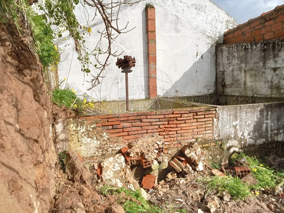 Armazém para Venda em Ereira e Lapa Foto 1