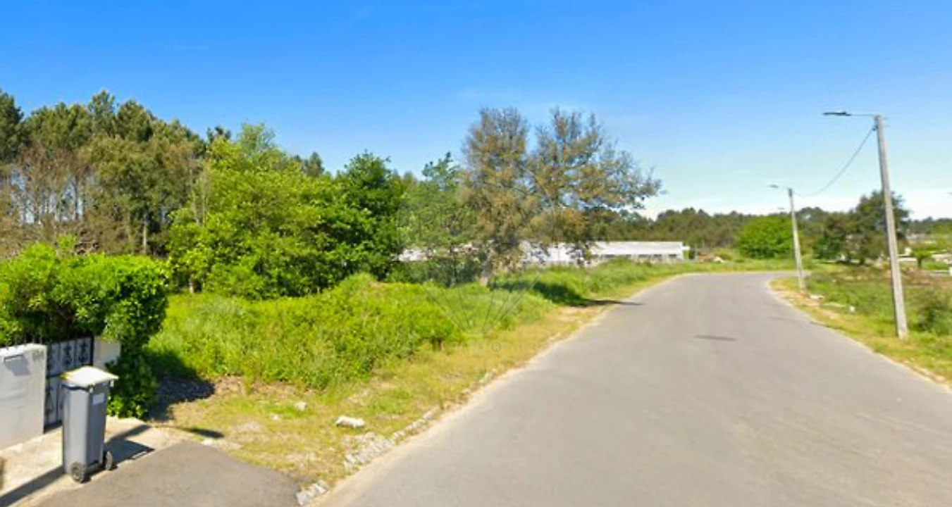 Terreno para Venda em Grijó e Sermonde Foto 1