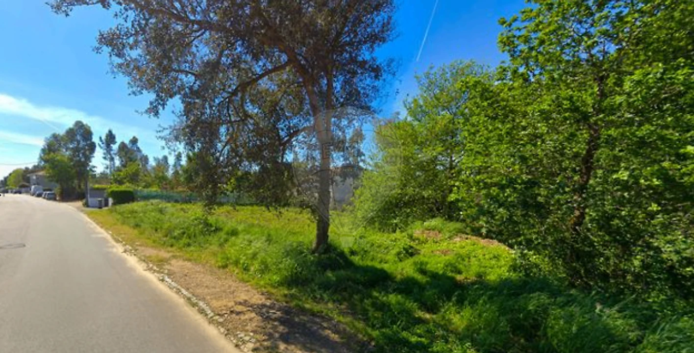 Terreno para Venda em Grijó e Sermonde Foto 2