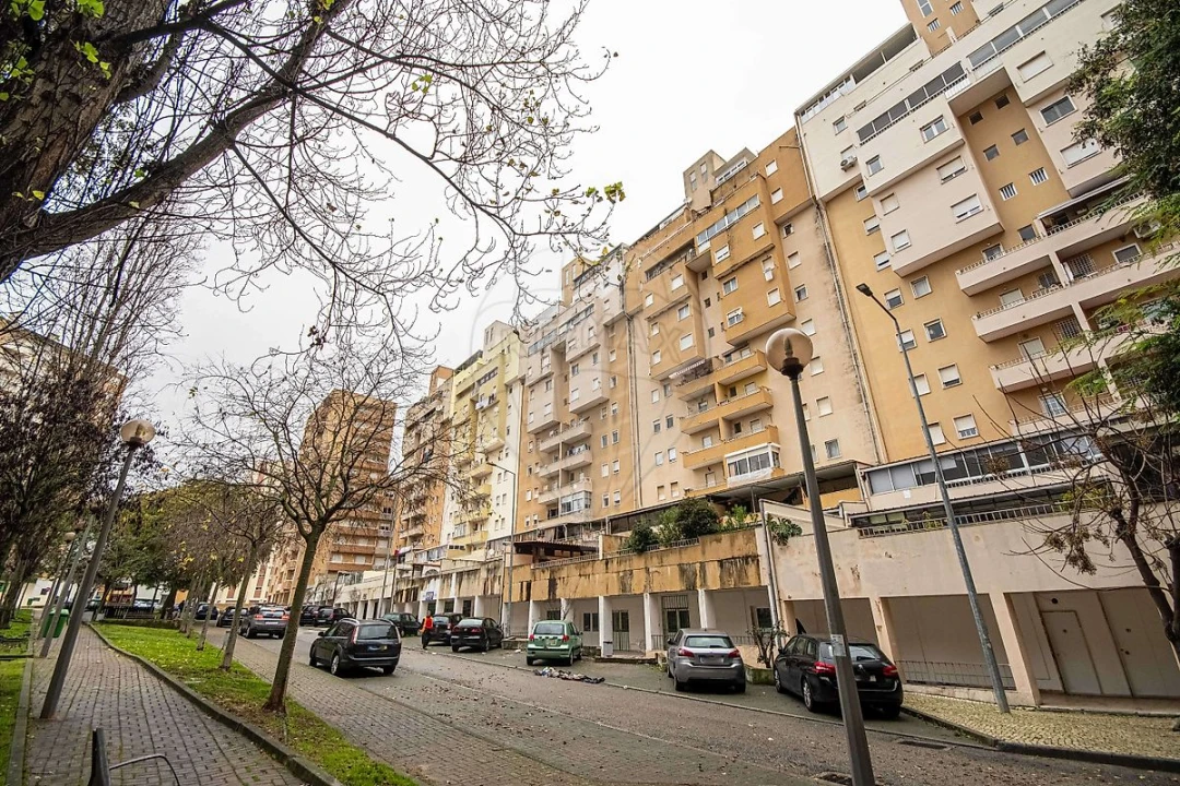 Apartamento T2 para Arrendamento em Carregado e Cadafais Foto 23
