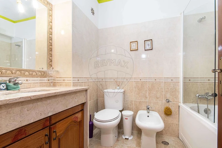 Apartamento T2 para Arrendamento em Carregado e Cadafais Foto 16