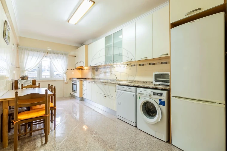 Apartamento T2 para Venda em Alverca do Ribatejo e Sobralinho Foto 20