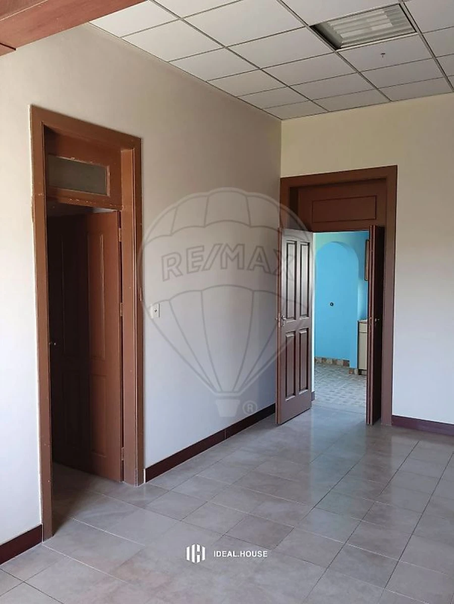 Moradia T3 para Venda em O. Azeméis, Riba-Ul, Ul, Macinhata Seixa, Madail Foto 6