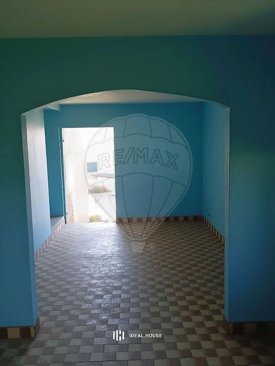 Moradia T3 para Venda em O. Azeméis, Riba-Ul, Ul, Macinhata Seixa, Madail Foto 2