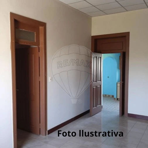 Moradia T3 para Venda em O. Azeméis, Riba-Ul, Ul, Macinhata Seixa, Madail Foto 16