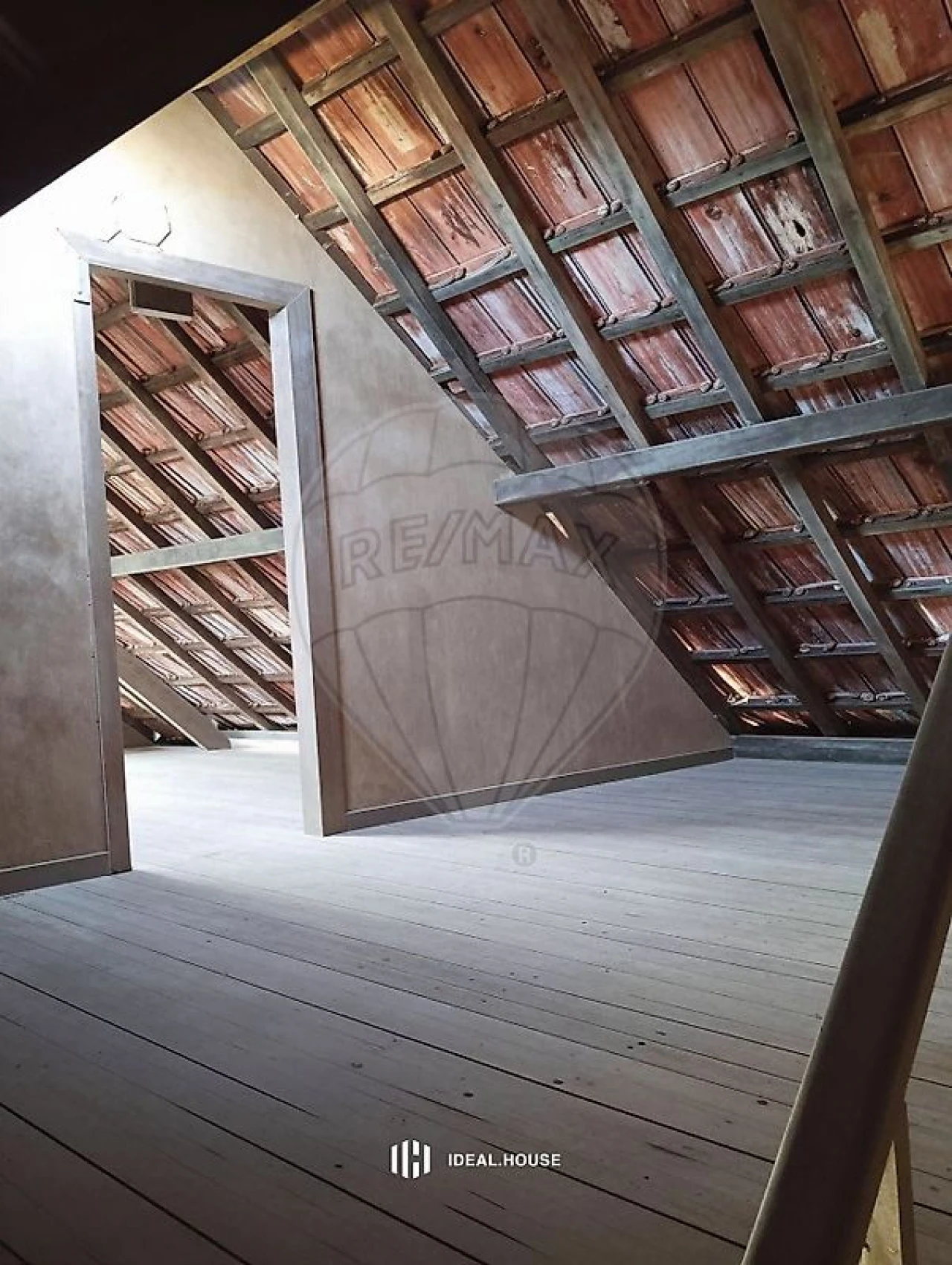 Moradia T3 para Venda em O. Azeméis, Riba-Ul, Ul, Macinhata Seixa, Madail Foto 12