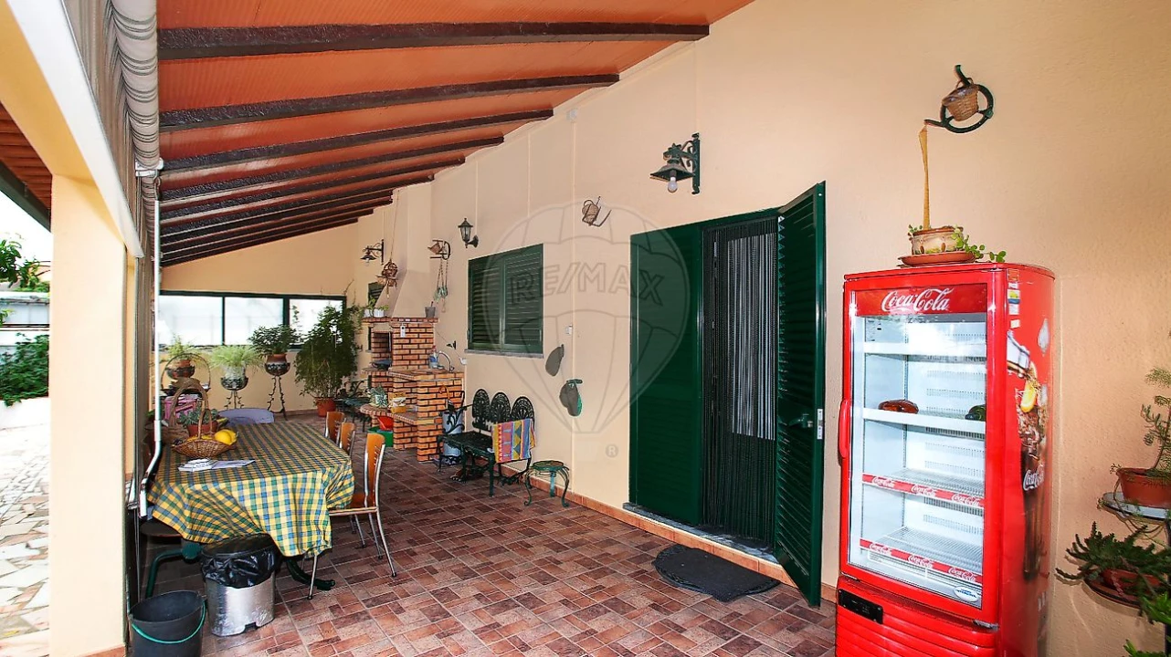 Quinta T8 para Venda em Azoia de Cima e Tremês Foto 23