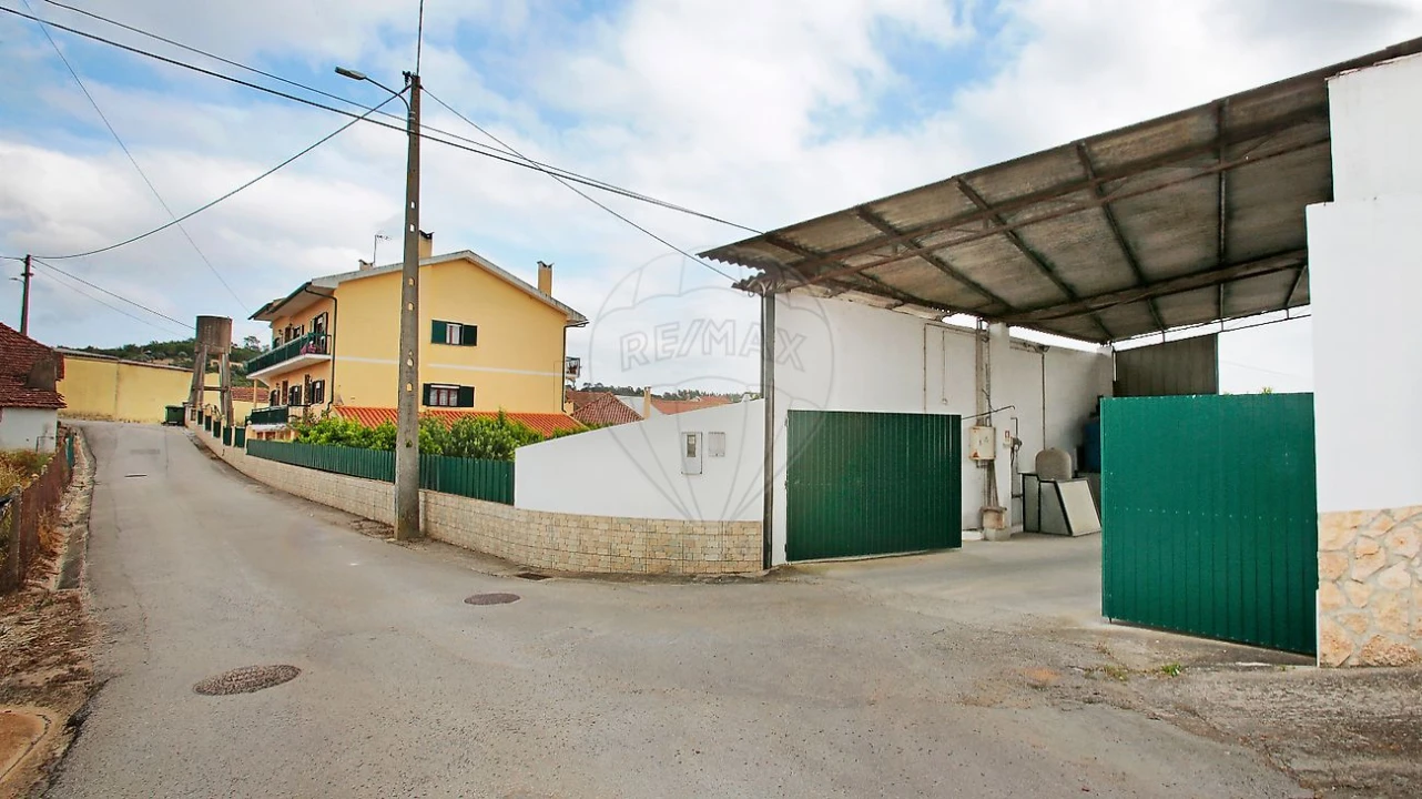 Quinta T8 para Venda em Azoia de Cima e Tremês Foto 20