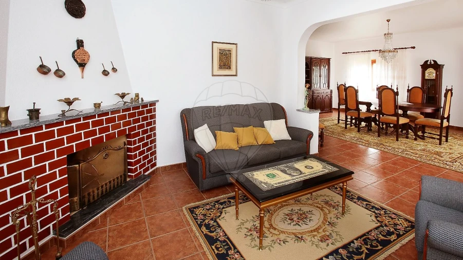 Quinta T8 para Venda em Azoia de Cima e Tremês Foto 17