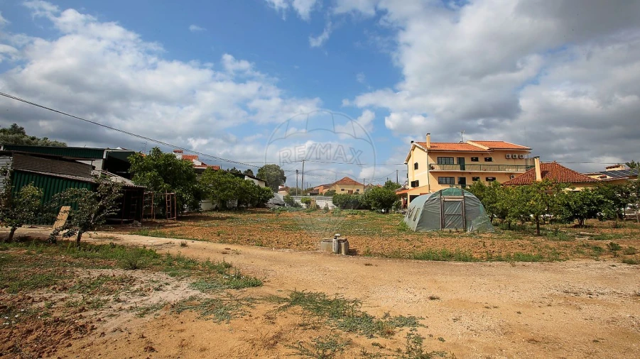 Quinta T8 para Venda em Azoia de Cima e Tremês Foto 25
