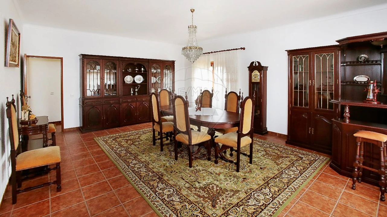 Quinta T8 para Venda em Azoia de Cima e Tremês Foto 40