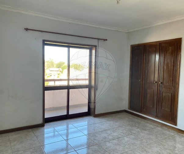 Apartamento T2 para Venda em Albergaria-A-Velha e Valmaior Foto 4