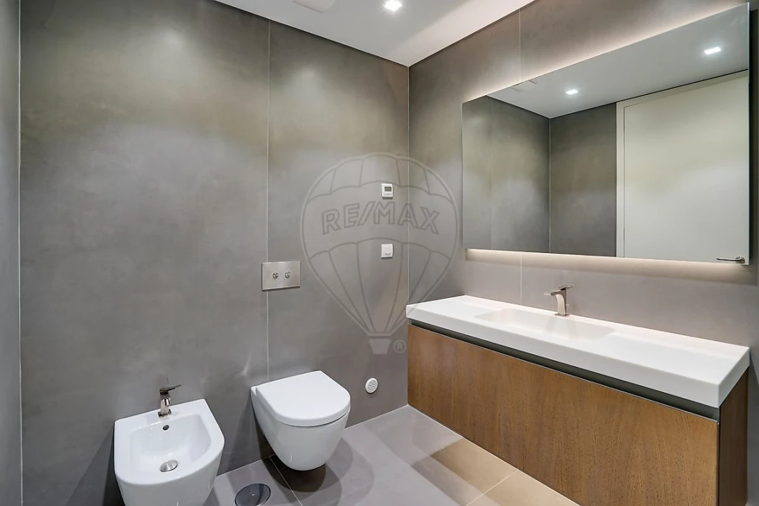 Moradia T4 para Venda em Póvoa de Santa Iria e Forte da Casa Foto 13