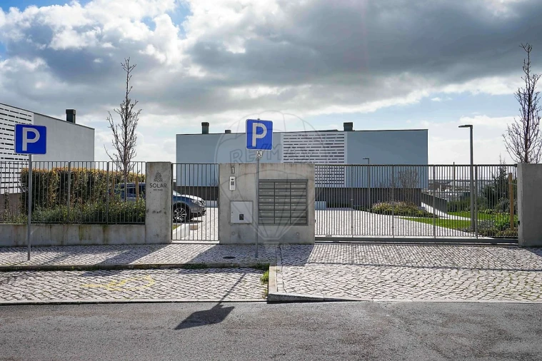 Moradia T4 para Venda em Póvoa de Santa Iria e Forte da Casa Foto 38