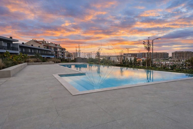 Moradia T4 para Venda em Póvoa de Santa Iria e Forte da Casa Foto 1