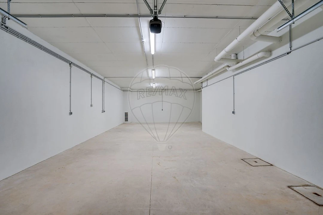 Moradia T4 para Venda em Póvoa de Santa Iria e Forte da Casa Foto 31