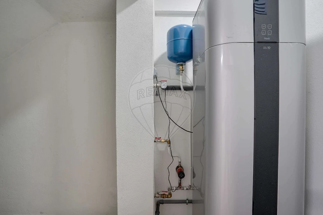 Moradia T4 para Venda em Póvoa de Santa Iria e Forte da Casa Foto 32