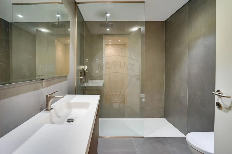 Moradia T4 para Venda em Póvoa de Santa Iria e Forte da Casa Foto 11