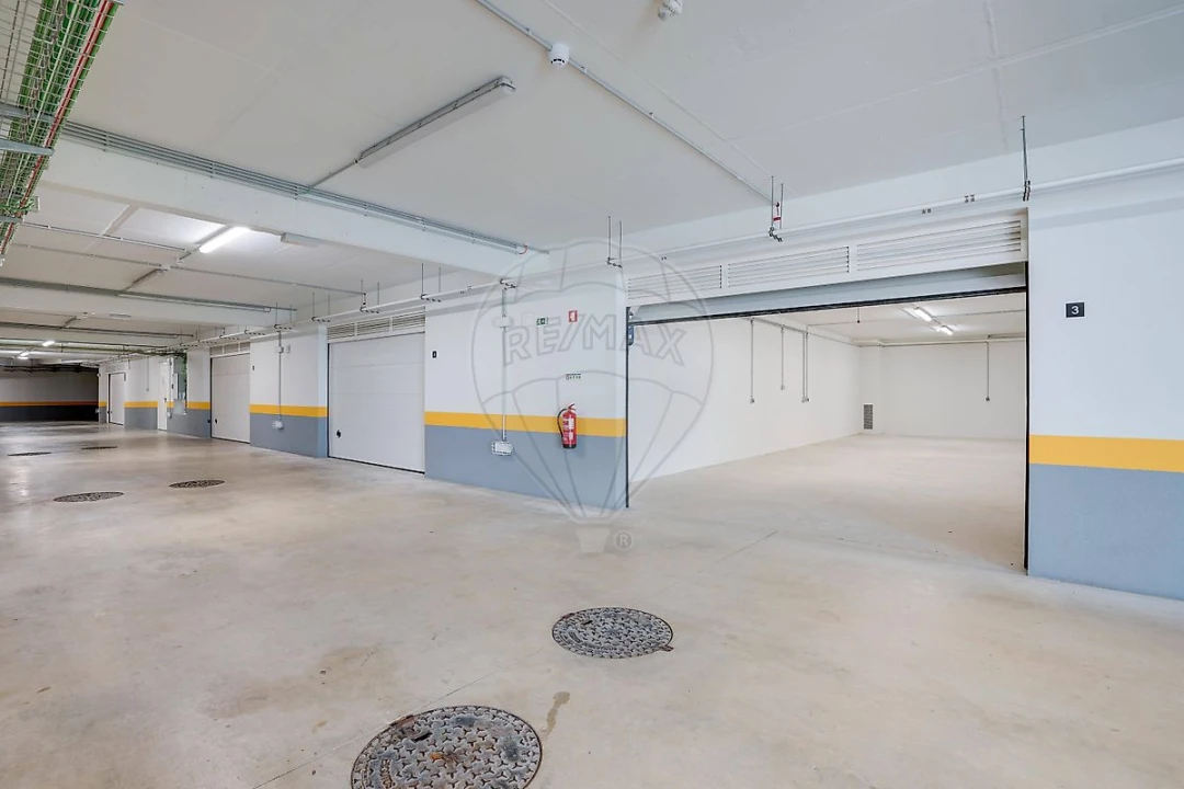 Moradia T4 para Venda em Póvoa de Santa Iria e Forte da Casa Foto 30