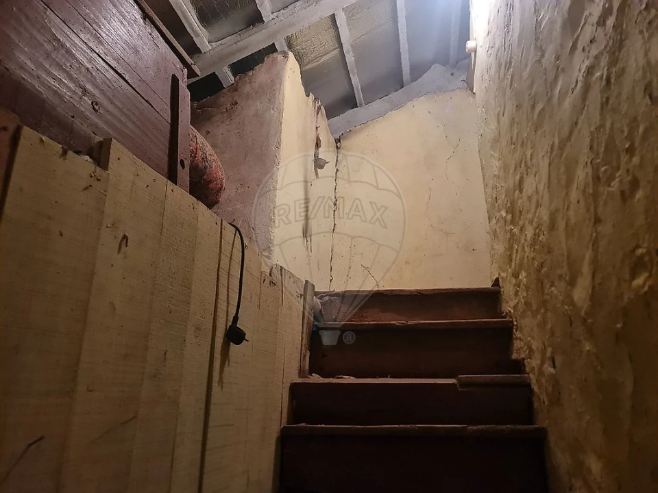 Moradia T3 para Venda em Envendos Foto 8