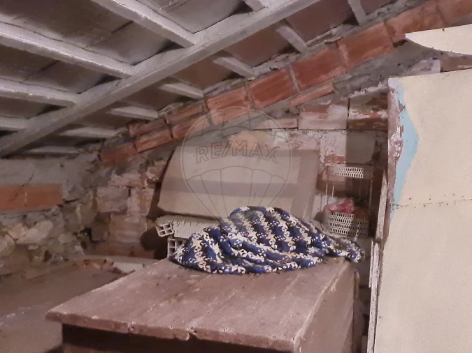 Moradia T3 para Venda em Envendos Foto 10