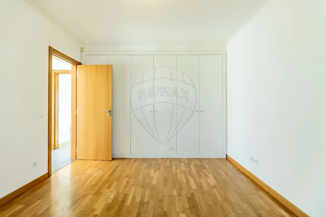 Moradia T3 para Venda em Sesimbra (Castelo) Foto 19