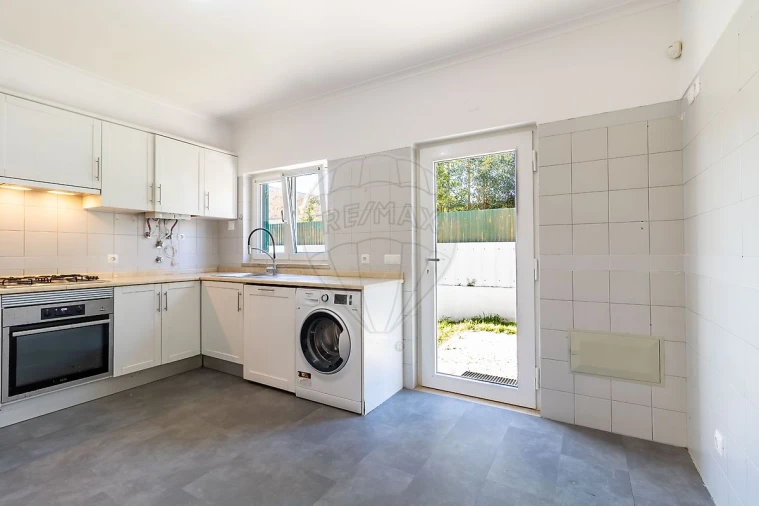 Moradia T3 para Venda em Sesimbra (Castelo) Foto 10