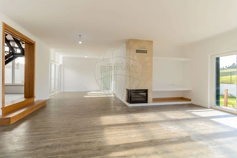 Moradia T3 para Venda em Sesimbra (Castelo) Foto 14