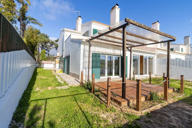 Moradia T3 para Venda em Sesimbra (Castelo) Foto 27