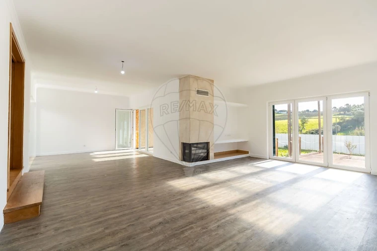 Moradia T3 para Venda em Sesimbra (Castelo) Foto 13