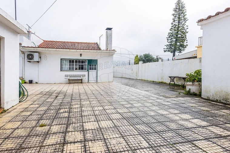 Moradia T2 para Venda em Aveiras de Cima Foto 12