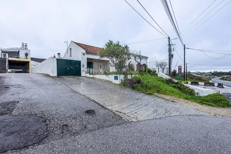 Moradia T2 para Venda em Aveiras de Cima Foto 17