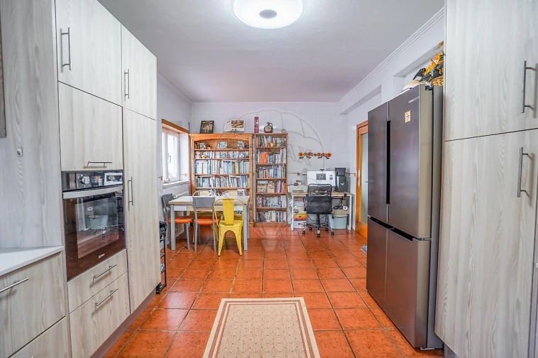 Moradia T3 para Venda em Rio Maior Foto 6