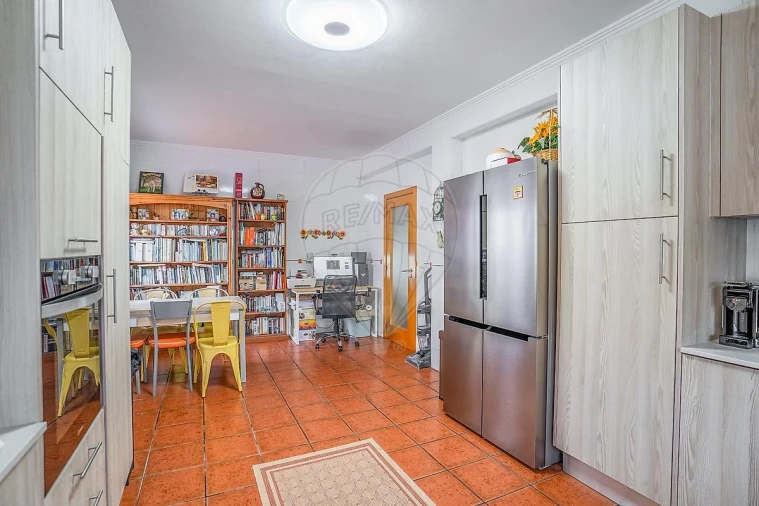 Moradia T3 para Venda em Rio Maior Foto 5