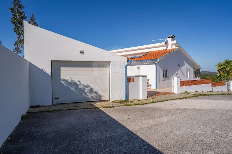 Moradia T3 para Venda em Rio Maior Foto 39