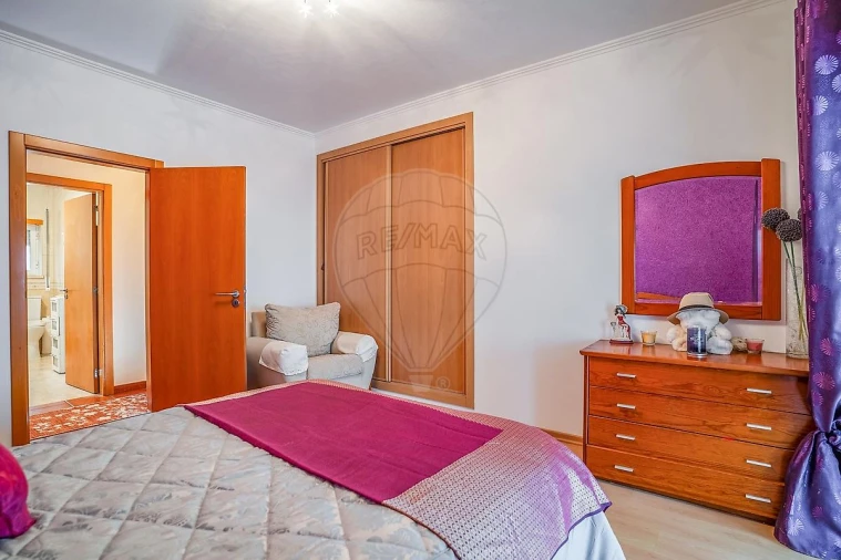 Moradia T3 para Venda em Rio Maior Foto 8