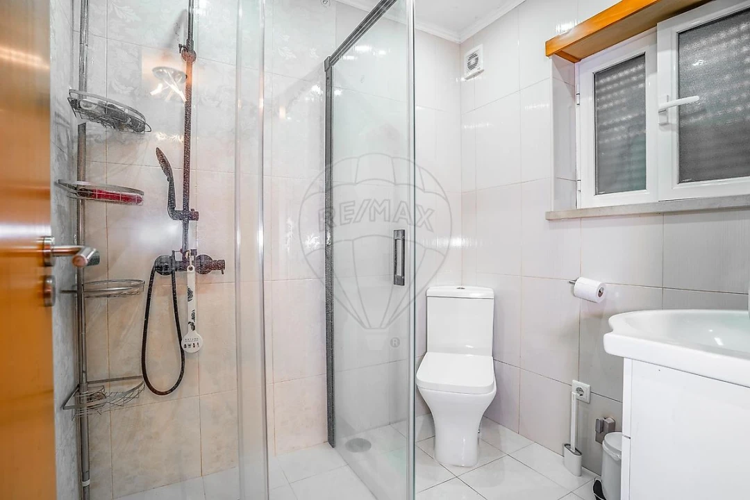 Moradia T3 para Venda em Rio Maior Foto 18