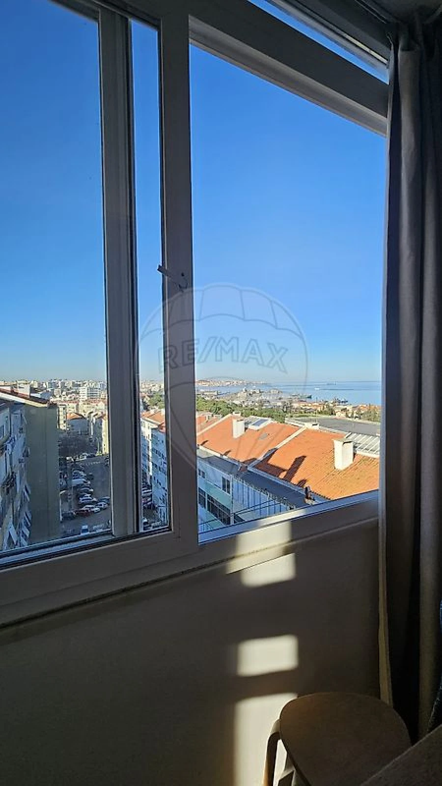 Apartamento T2 para Venda em Laranjeiro e Feijó Foto 4