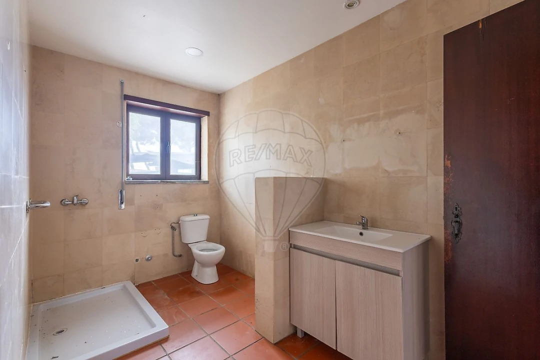 Moradia T5 para Venda em Abrantes (São Vicente e São João) e Alferrarede Foto 22