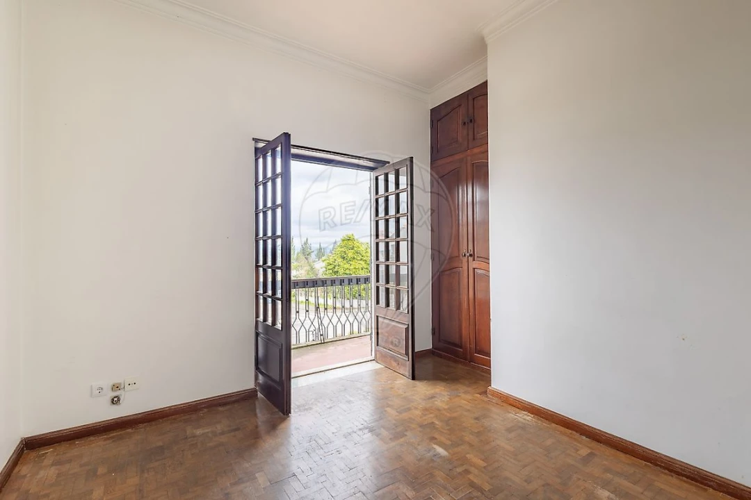 Moradia T5 para Venda em Abrantes (São Vicente e São João) e Alferrarede Foto 11